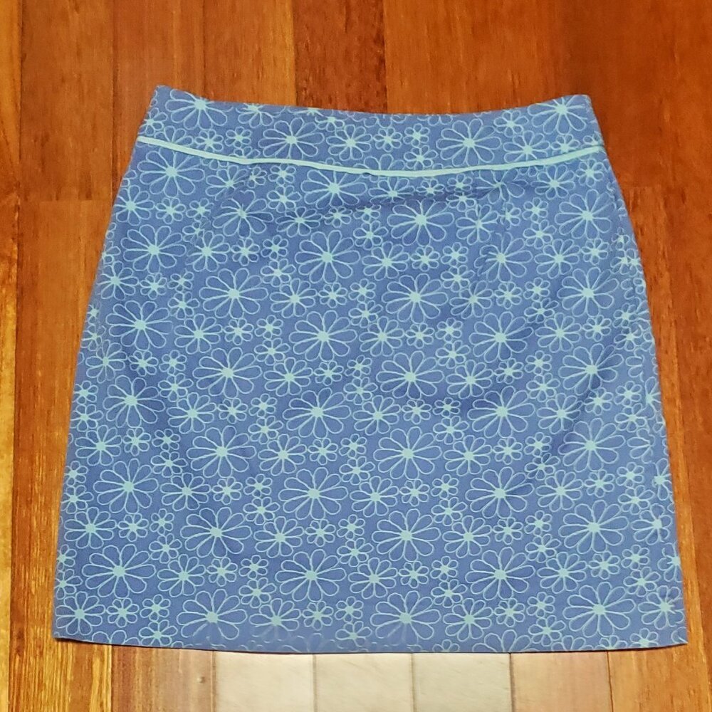 Geoffrey Beene Sport Skirt Size 8 - Periwinkle blue with mint green/blue flowers